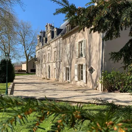 Chateau L'hubertiere Bouresse