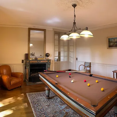 Chateau L'hubertiere * Bouresse