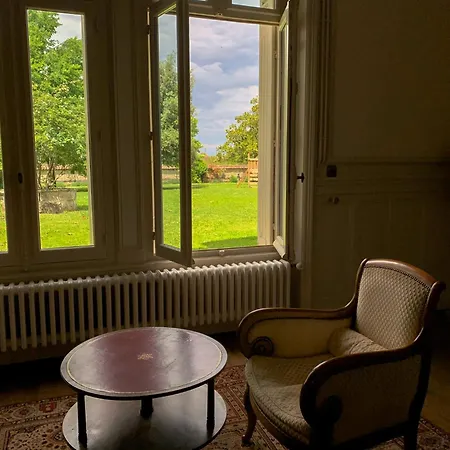 Chateau L'hubertiere *