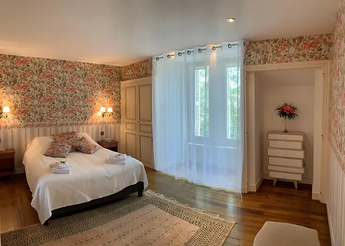 Villa Chateau L'hubertiere Bouresse