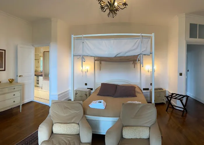 Chateau L'hubertiere Bouresse