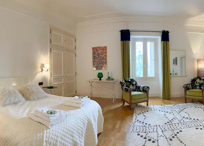 Chateau L'hubertiere